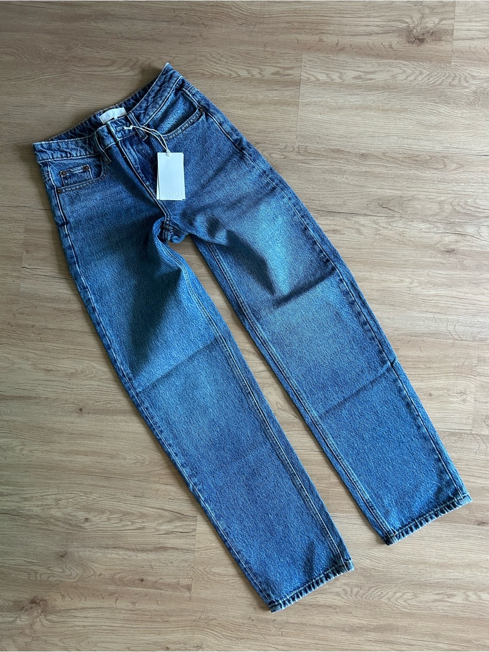 NA-KD Mid Rise Straight Leg Jean